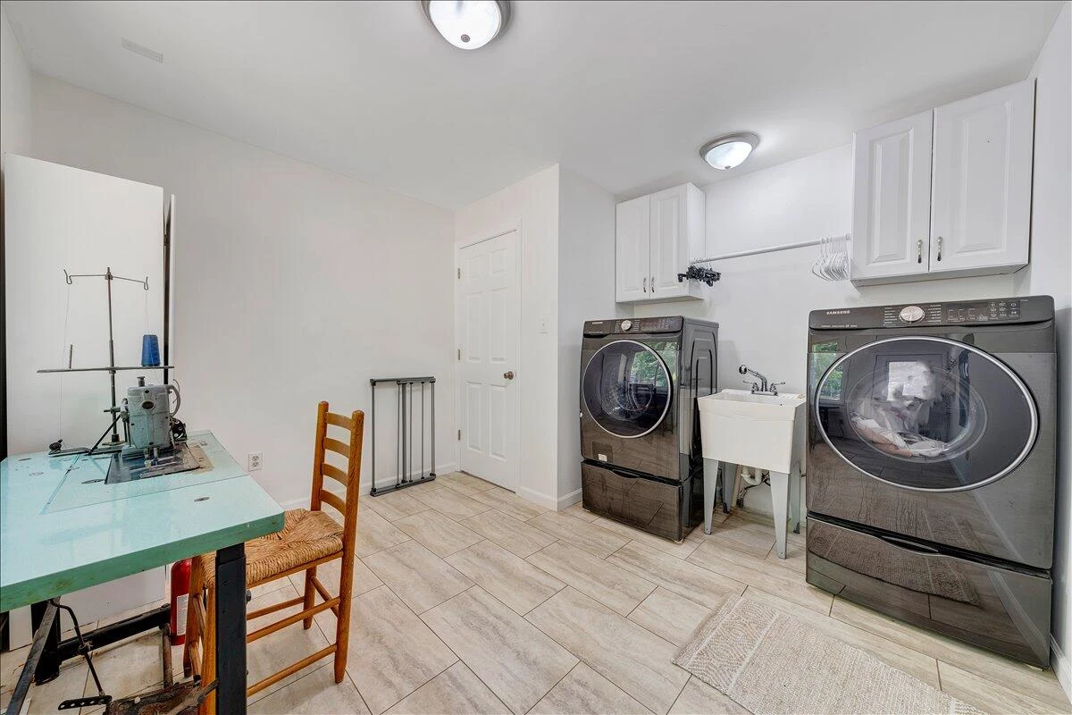 105 Windlass CT - Photo 12