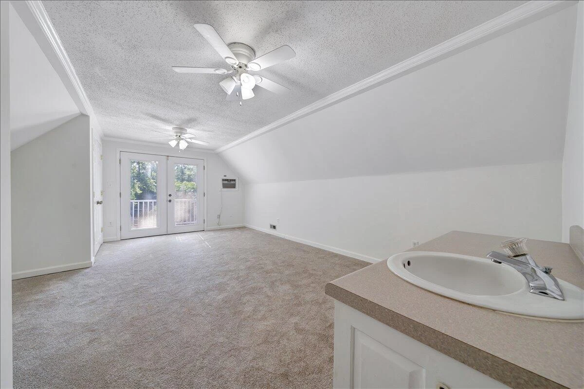 105 Windlass CT - Photo 14