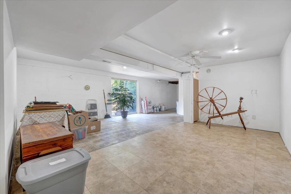 105 Windlass CT - Photo 17