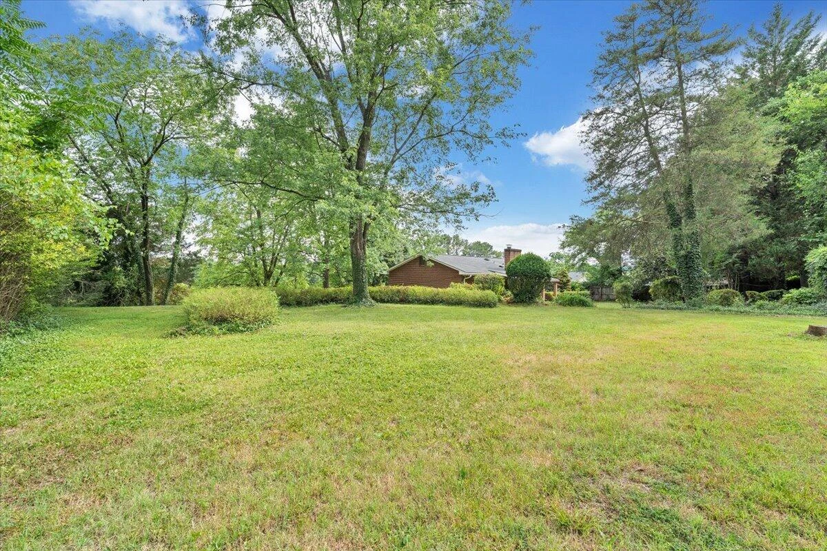 854 Peyton ST - Photo 13