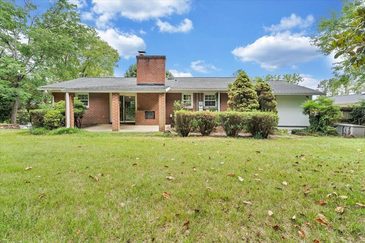 854 Peyton ST - Photo 15