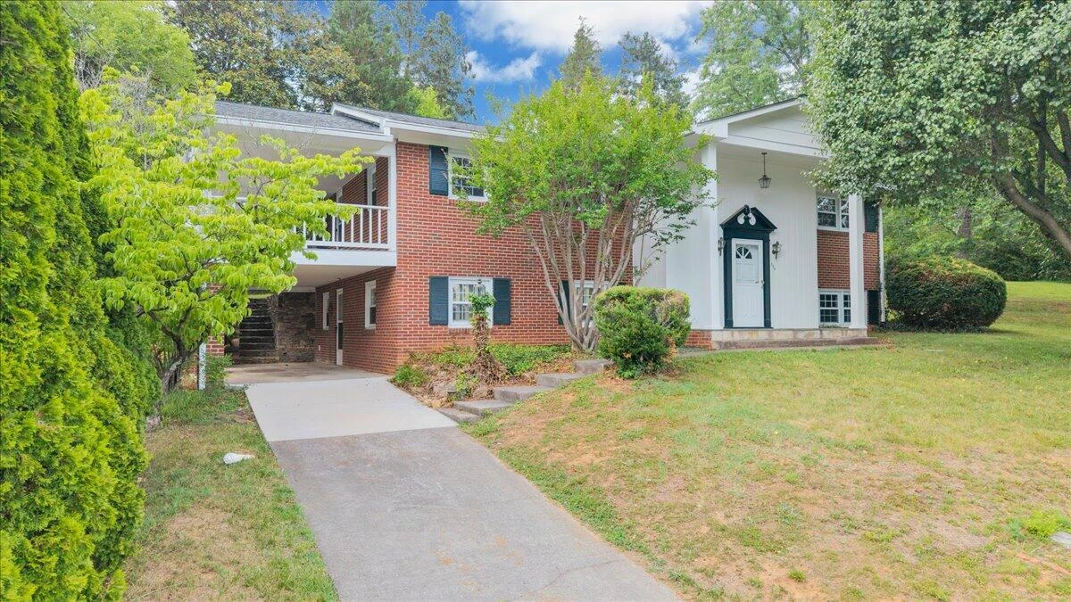 854 Peyton ST - Photo 22