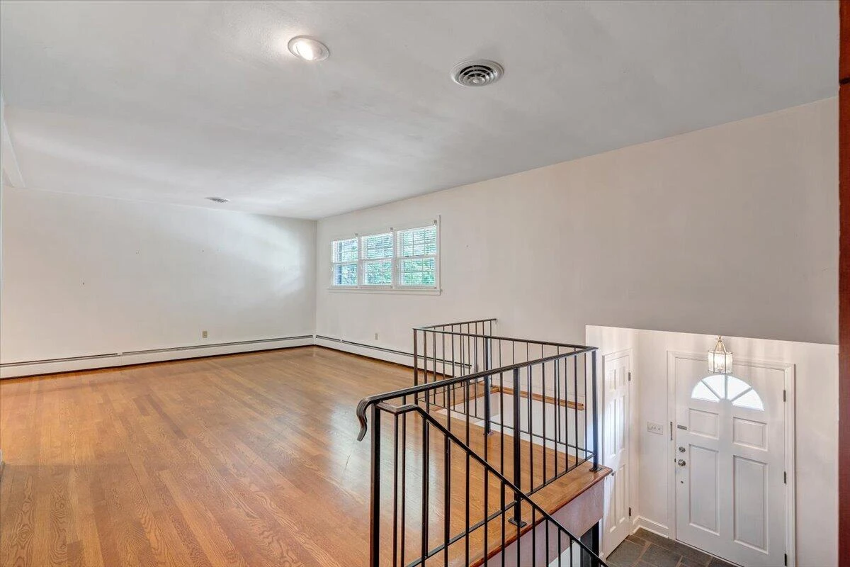 854 Peyton ST - Photo 31