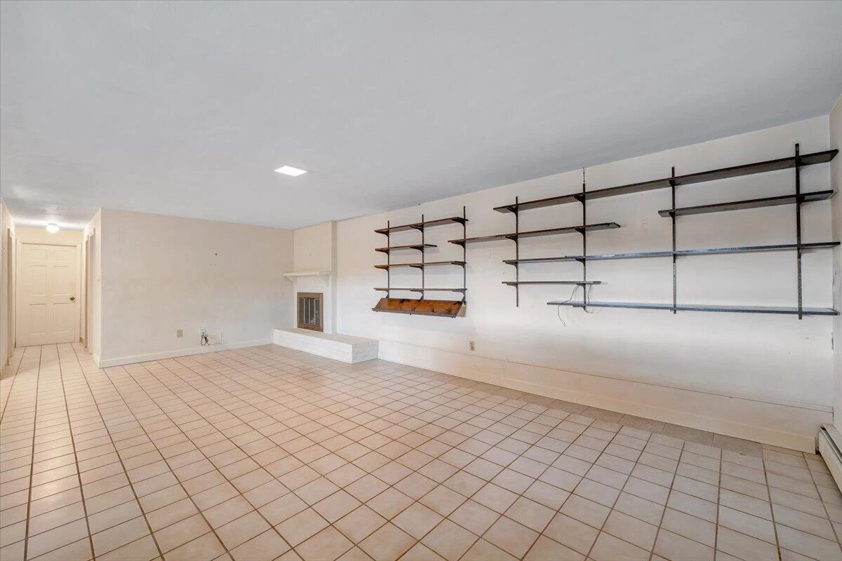 854 Peyton ST - Photo 51