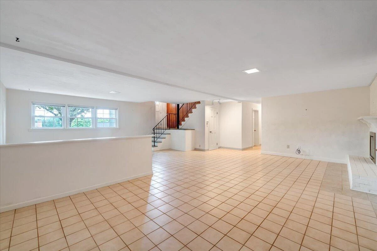 854 Peyton ST - Photo 53