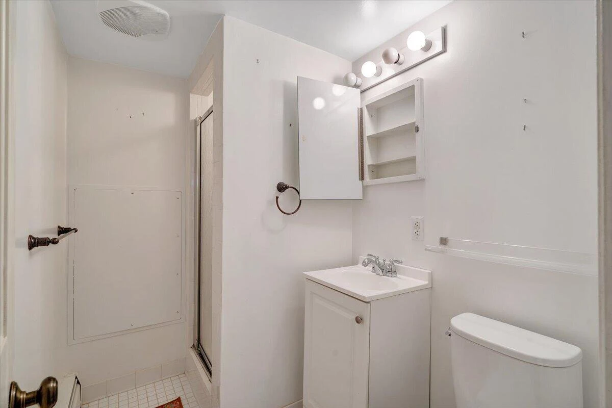 854 Peyton ST - Photo 56