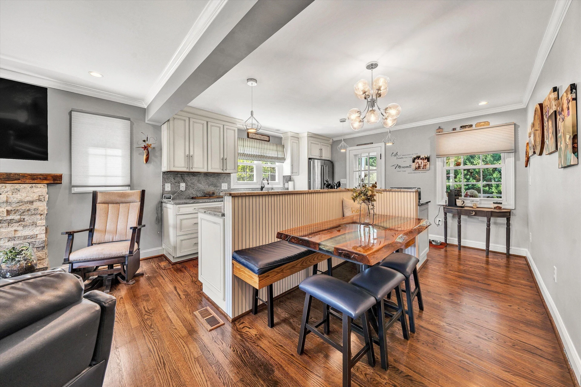 410 Parkdale DR - Photo 15