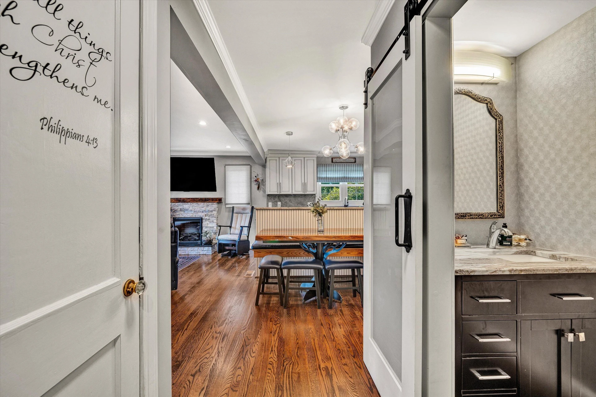 410 Parkdale DR - Photo 18
