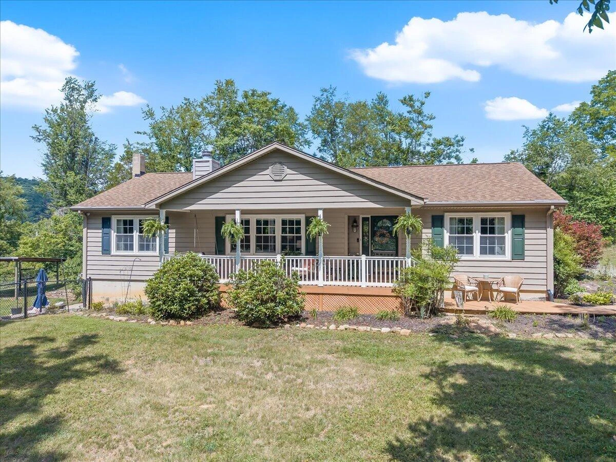 6415 Catawba Creek RD