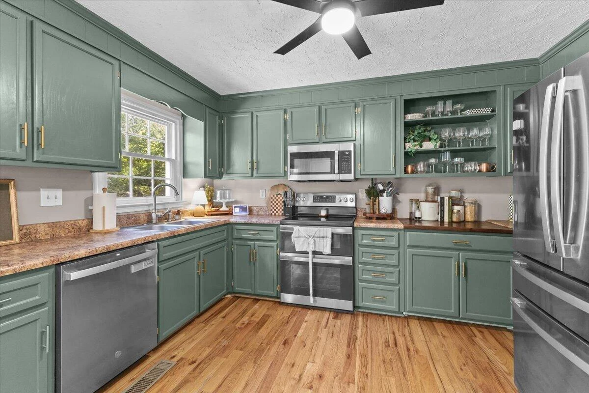 6415 Catawba Creek RD - Photo 27