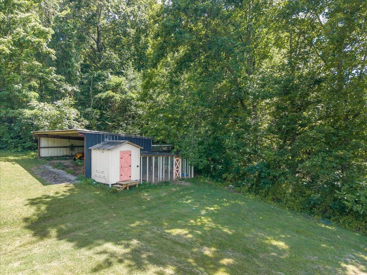 6415 Catawba Creek RD - Photo 49