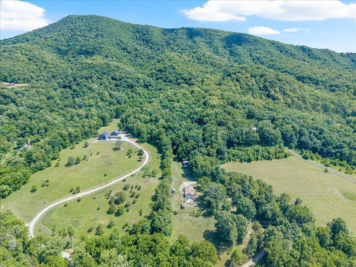 6415 Catawba Creek RD - Photo 54