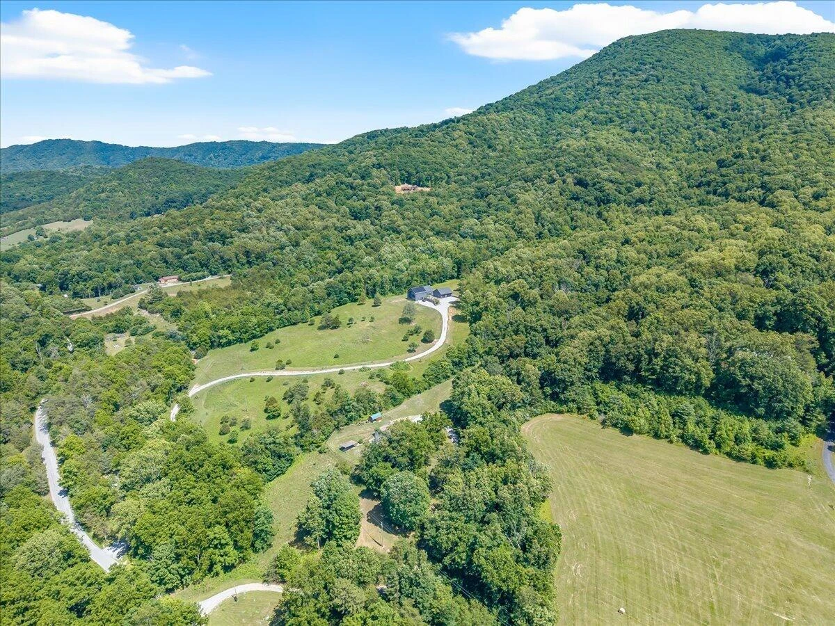 6415 Catawba Creek RD - Photo 55