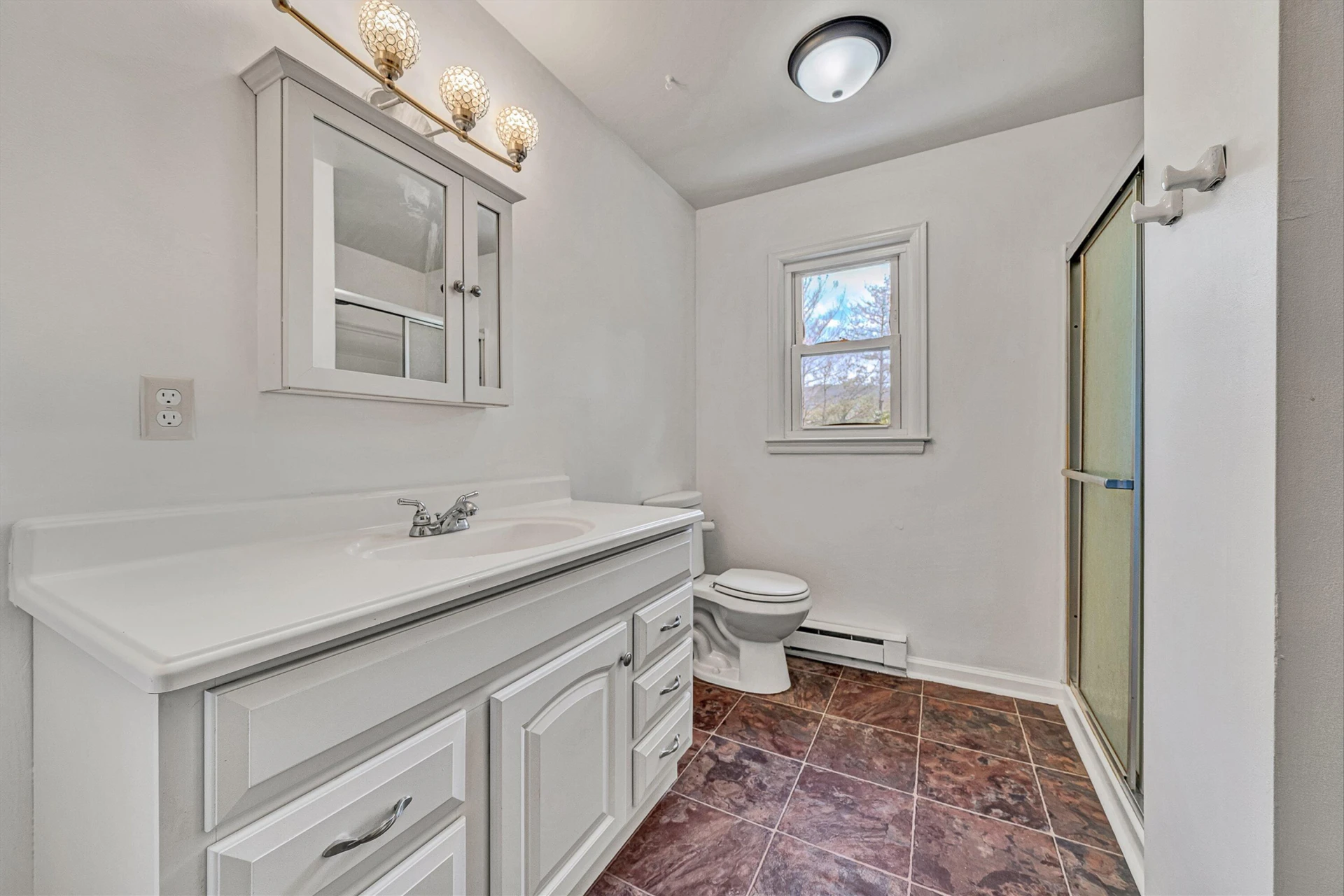 589 4th ST - Photo 13