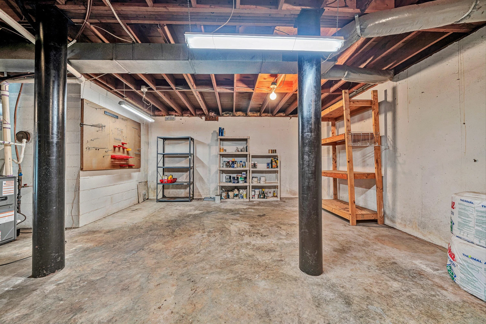 589 4th ST - Photo 18