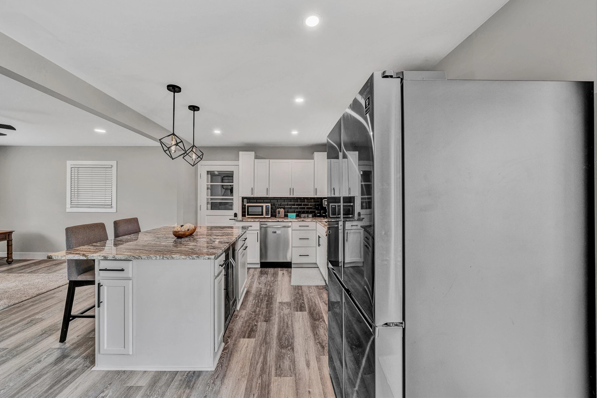 358 Keesling AVE - Photo 7
