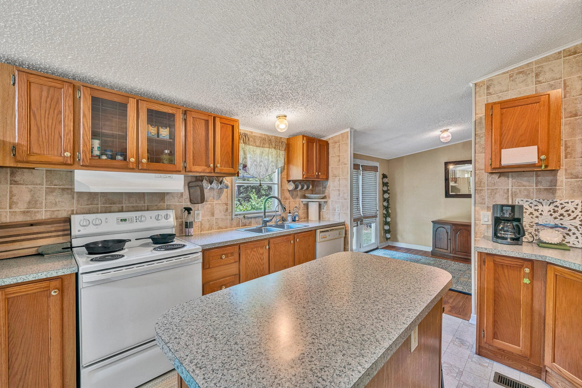 2316 Ridge RD - Photo 12