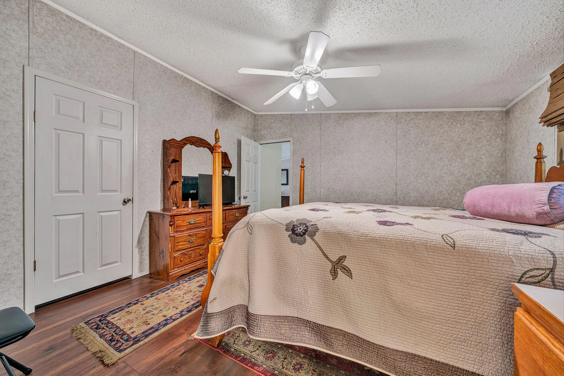2316 Ridge RD - Photo 18