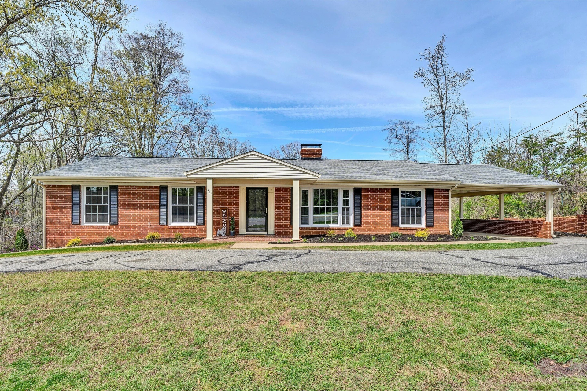 731 BASSETT HEIGHTS RD - Photo 2