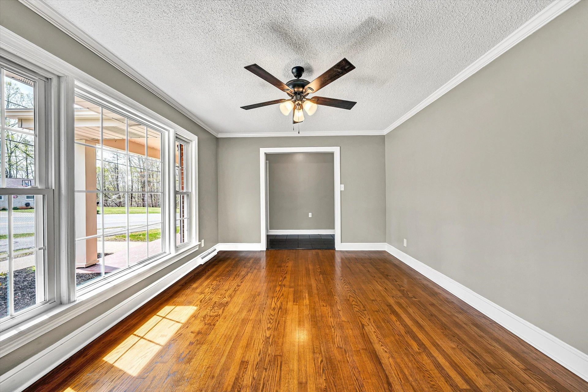 731 BASSETT HEIGHTS RD - Photo 4