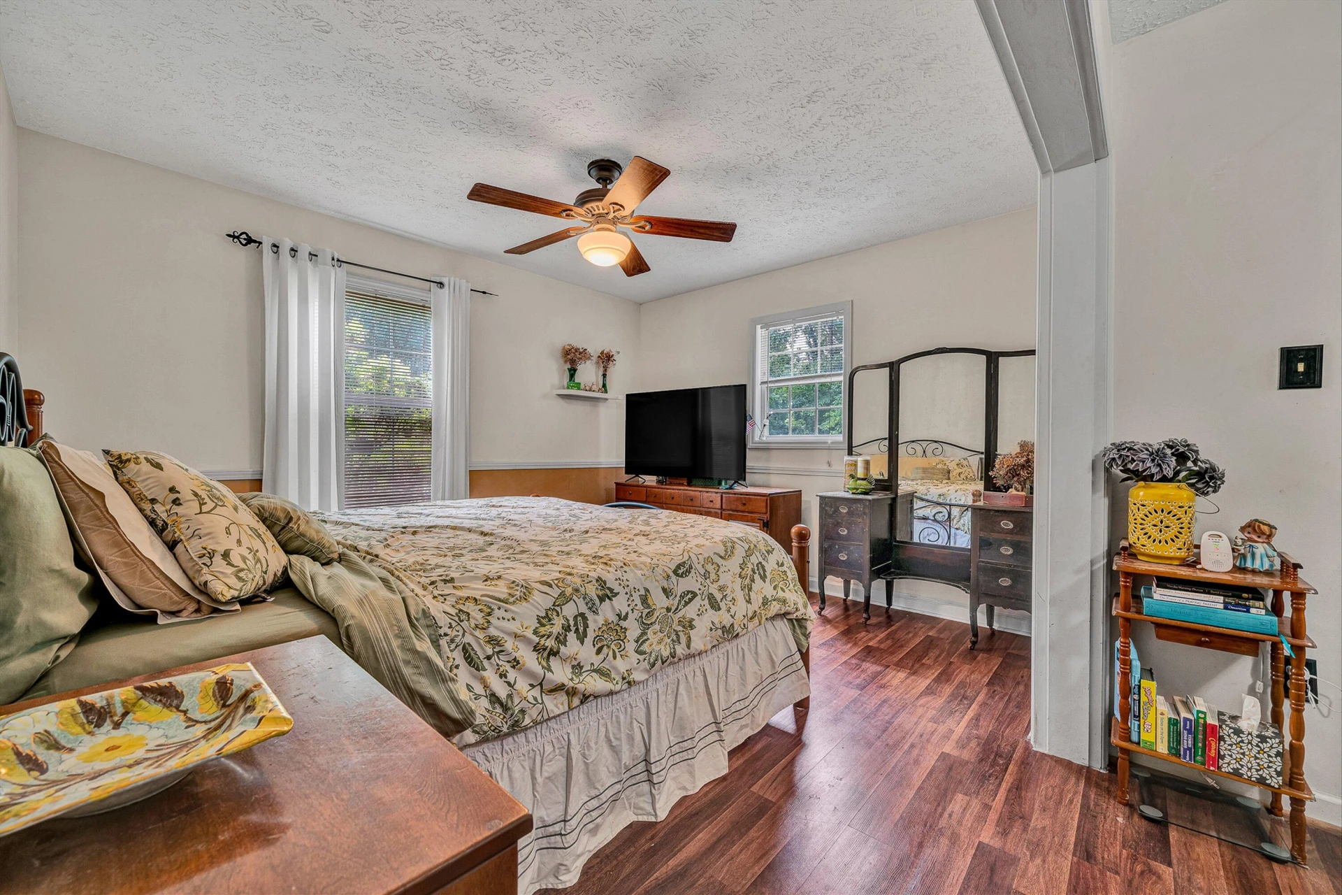 1145 FARMINGTON RD - Photo 15