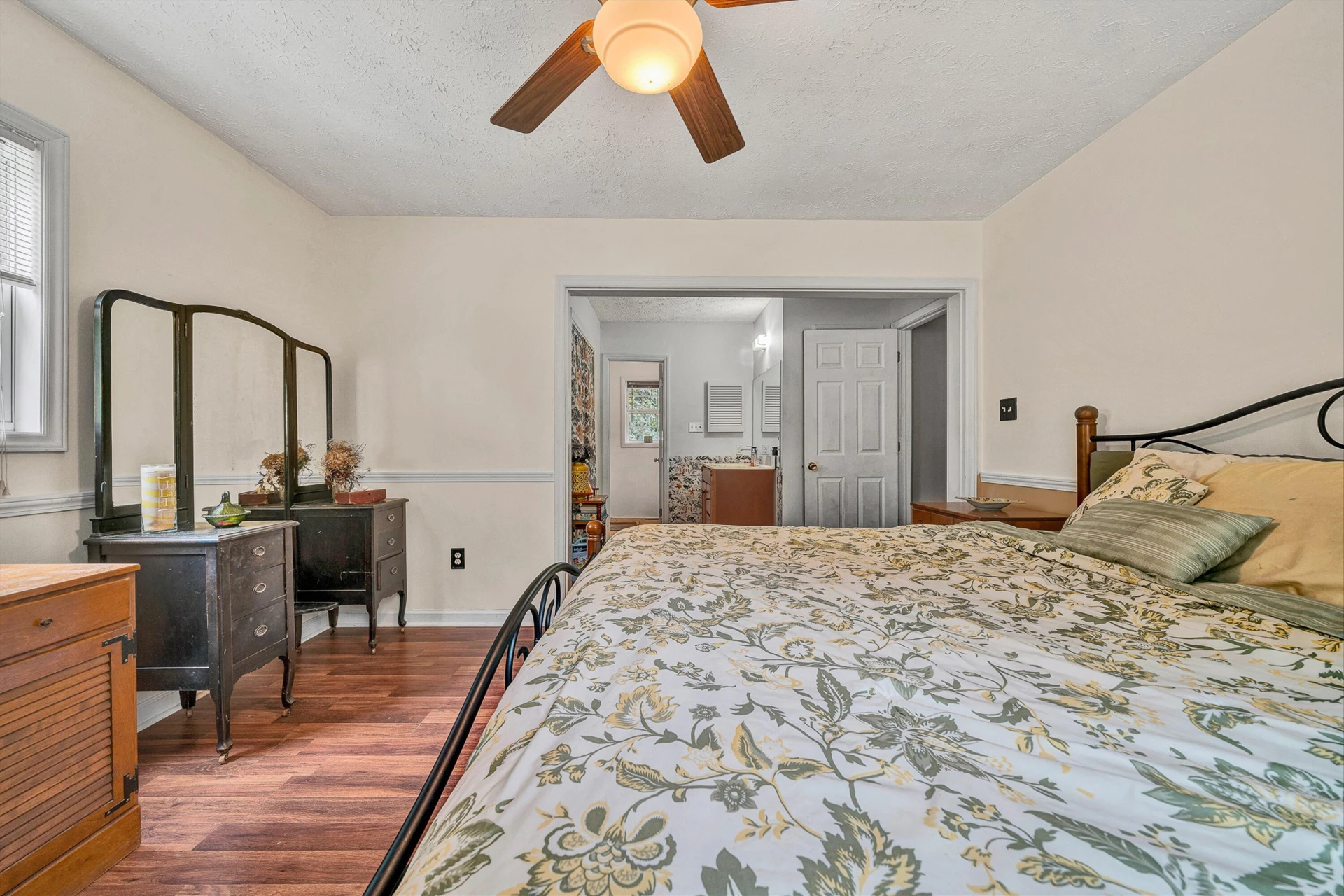 1145 FARMINGTON RD - Photo 17