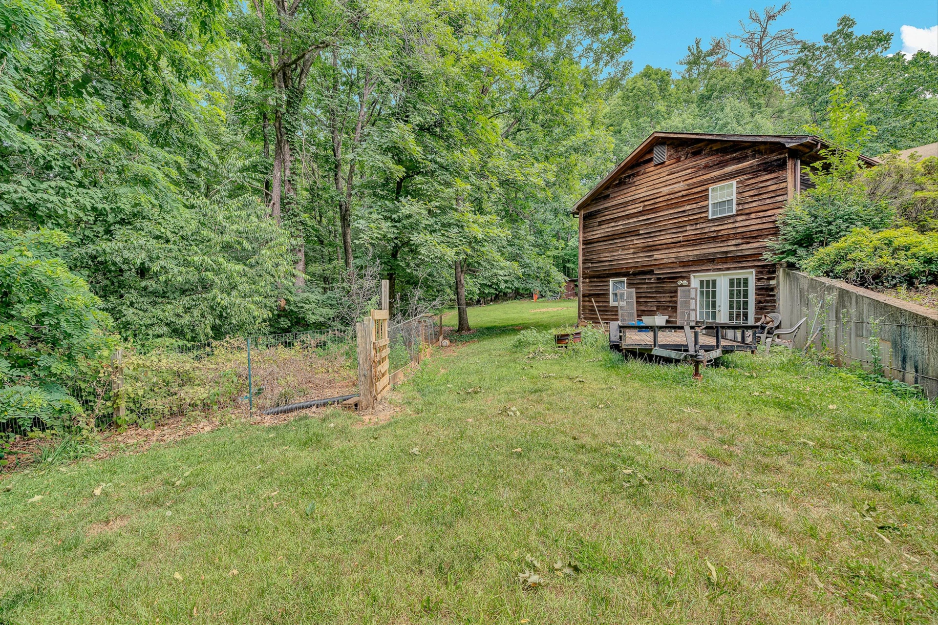 1145 FARMINGTON RD - Photo 26