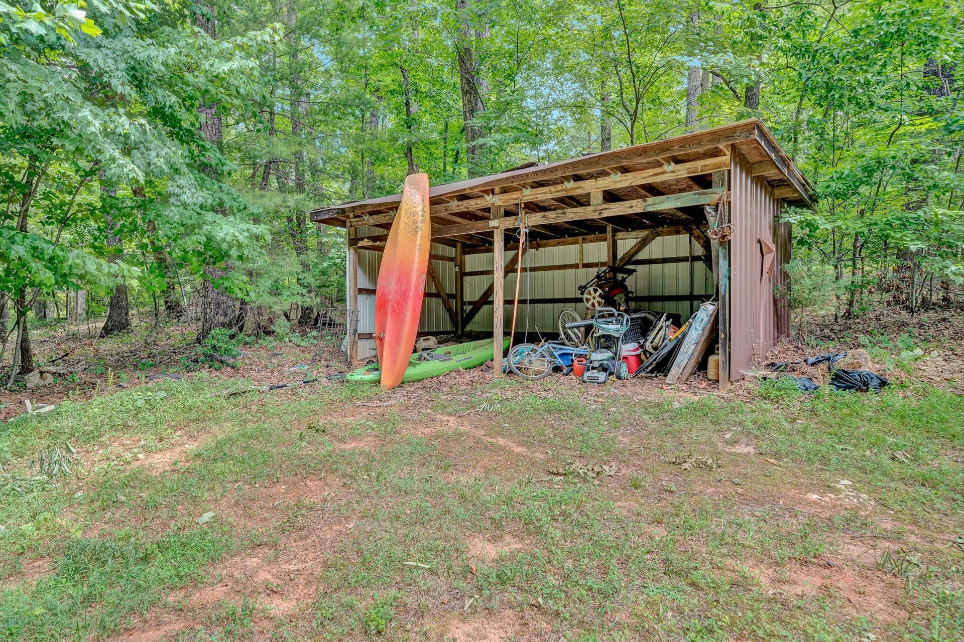 1145 FARMINGTON RD - Photo 27