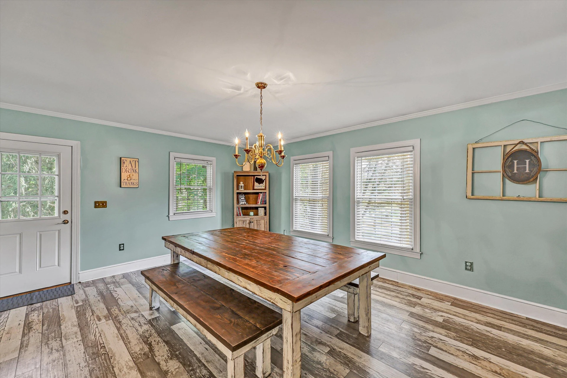885 S MAIN ST - Photo 15