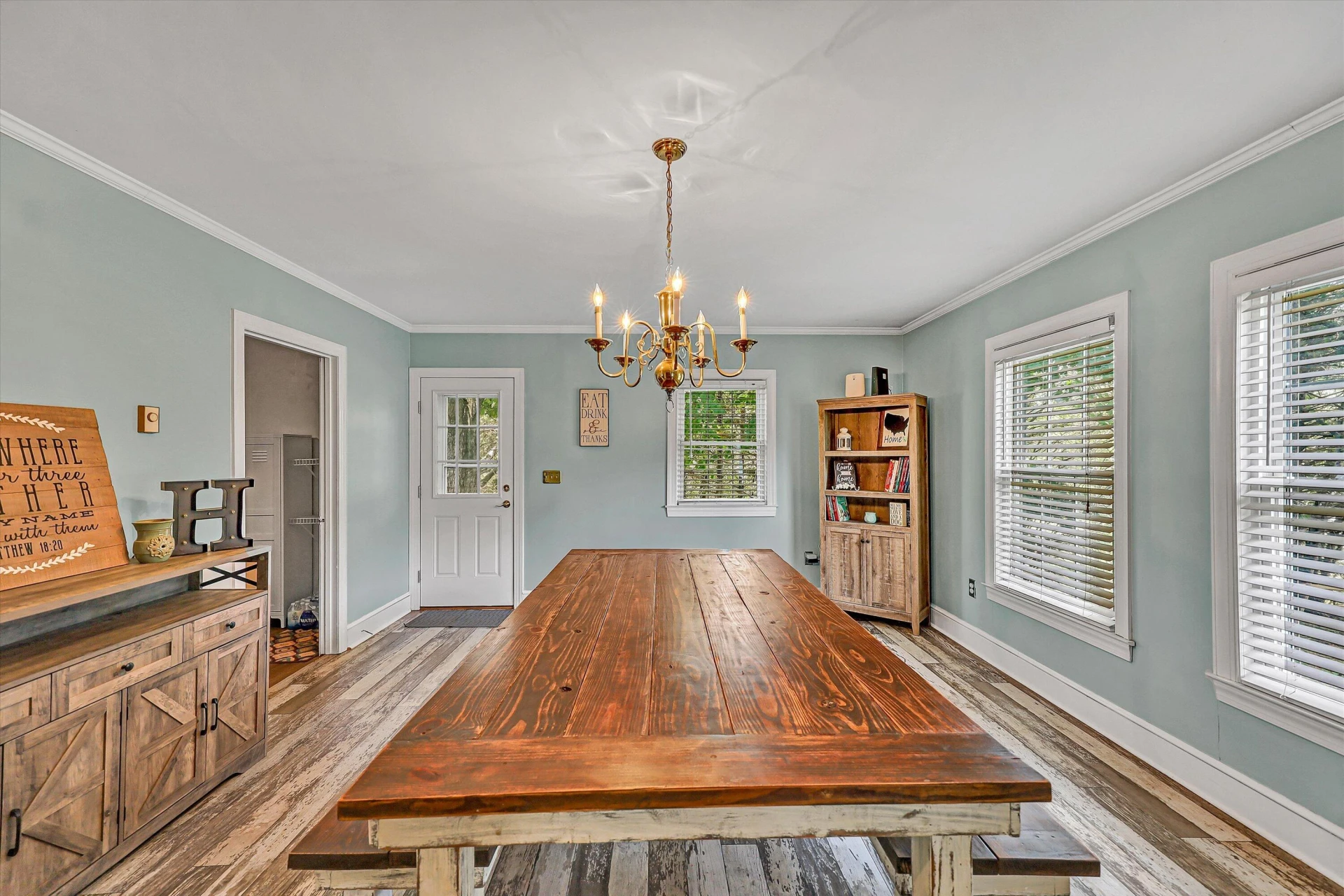 885 S MAIN ST - Photo 16