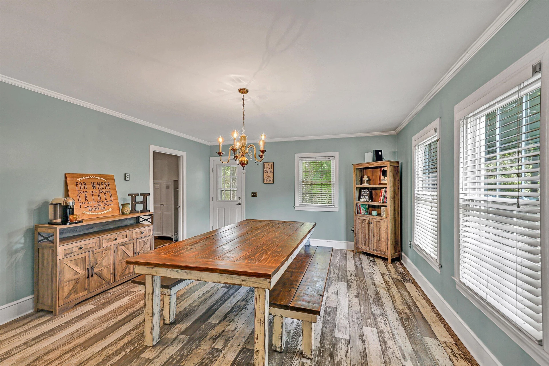 885 S MAIN ST - Photo 17