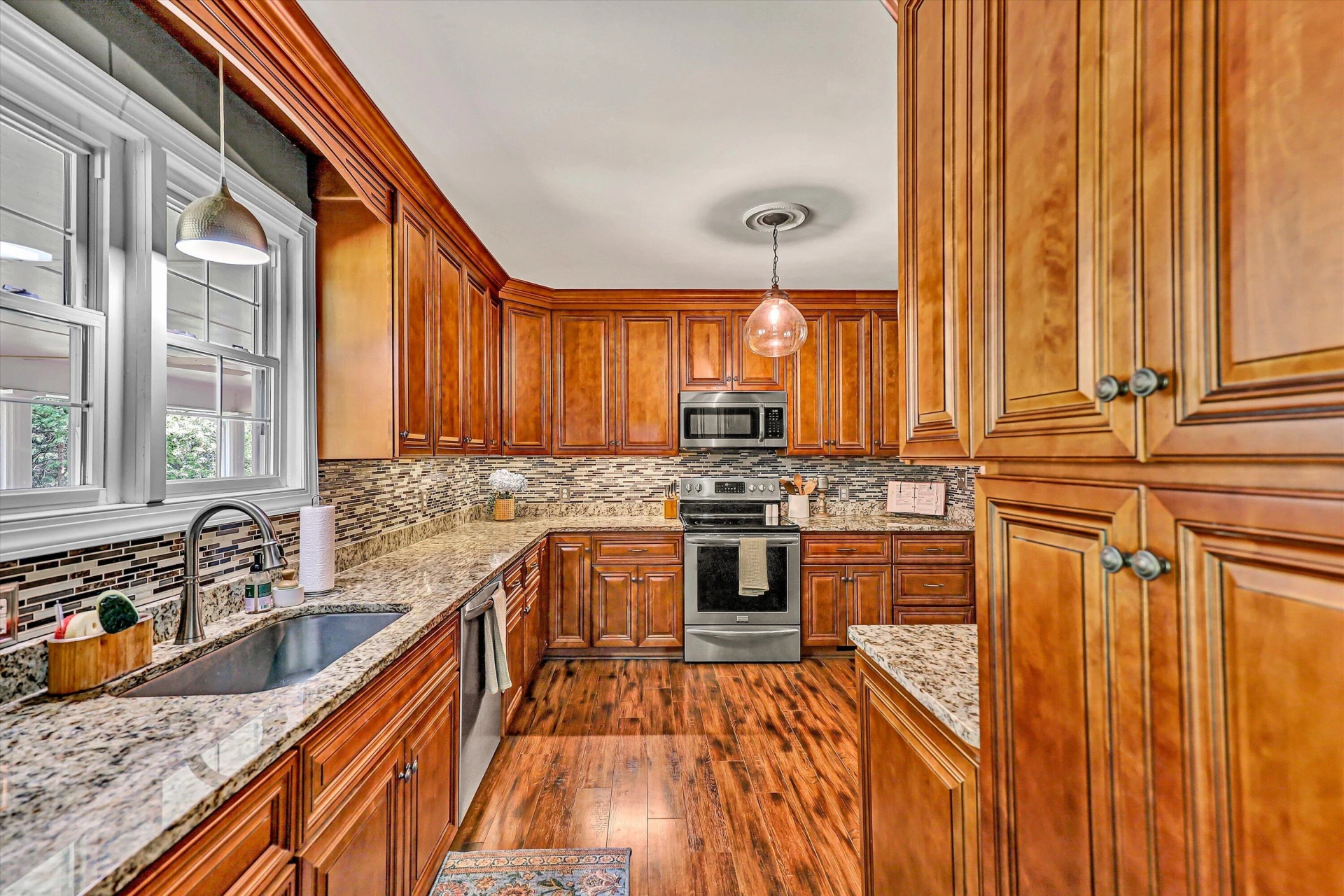 885 S MAIN ST - Photo 20