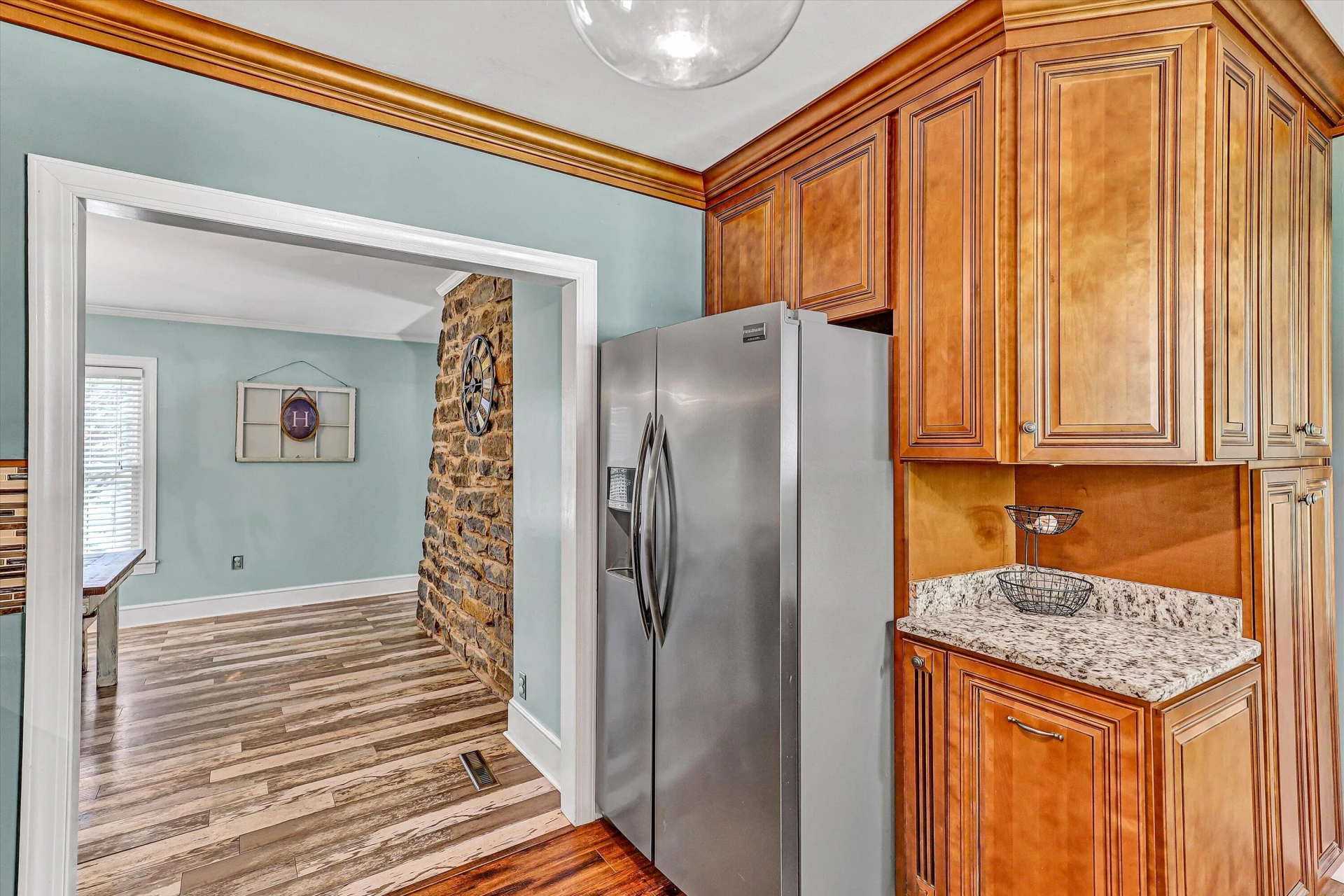 885 S MAIN ST - Photo 26