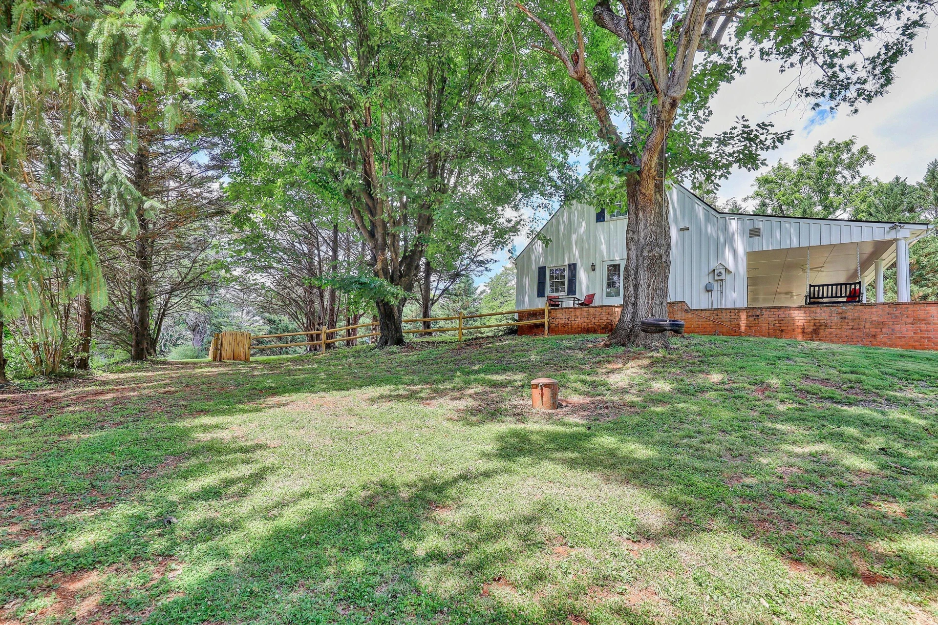 885 S MAIN ST - Photo 45