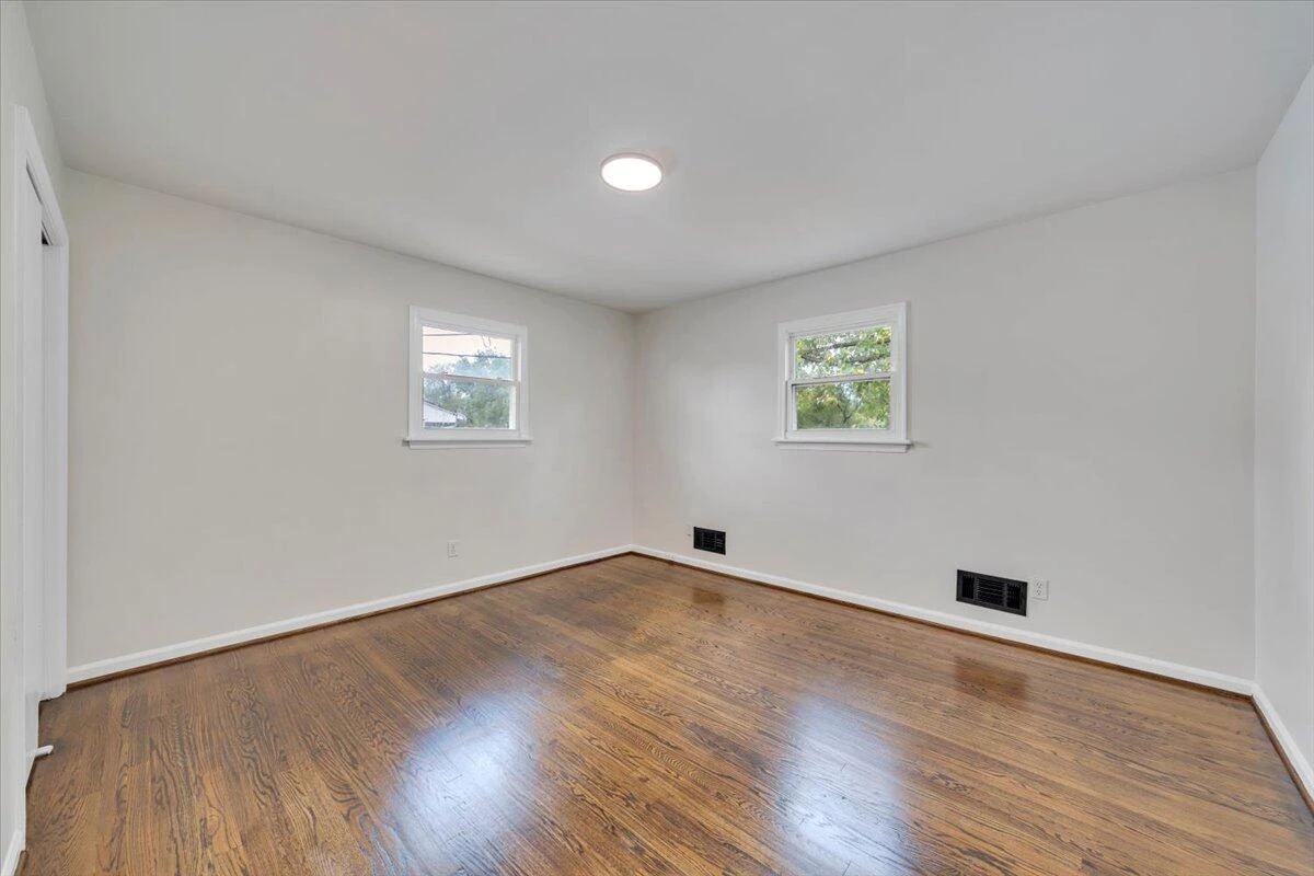 678 E Augusta AVE - Photo 14