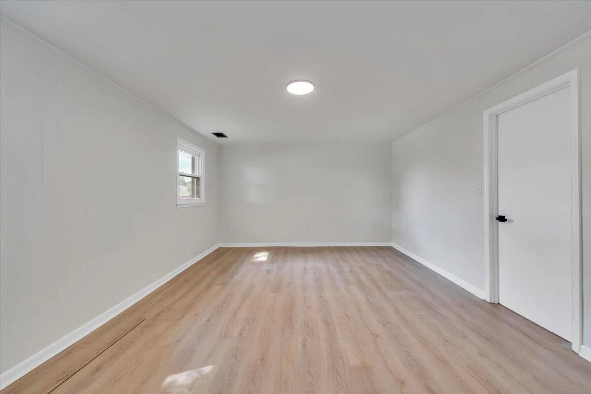 678 E Augusta AVE - Photo 22