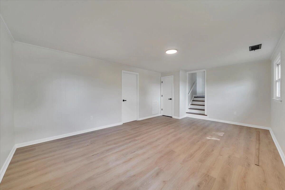 678 E Augusta AVE - Photo 23