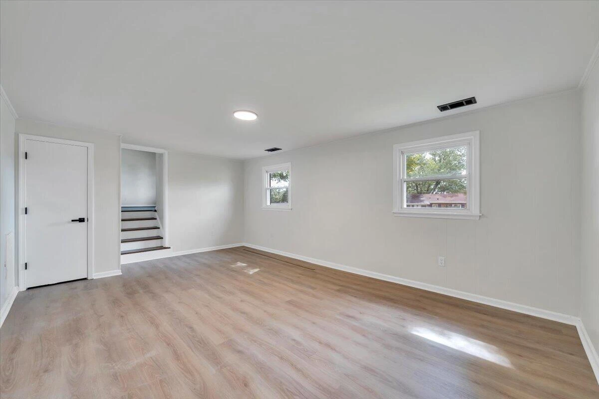 678 E Augusta AVE - Photo 24