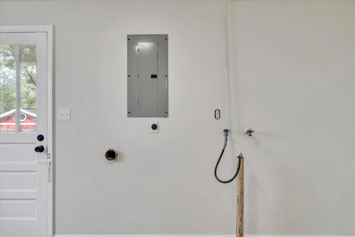 678 E Augusta AVE - Photo 26