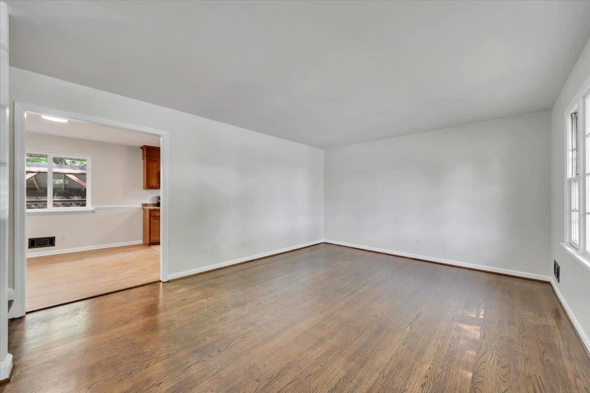 678 E Augusta AVE - Photo 5