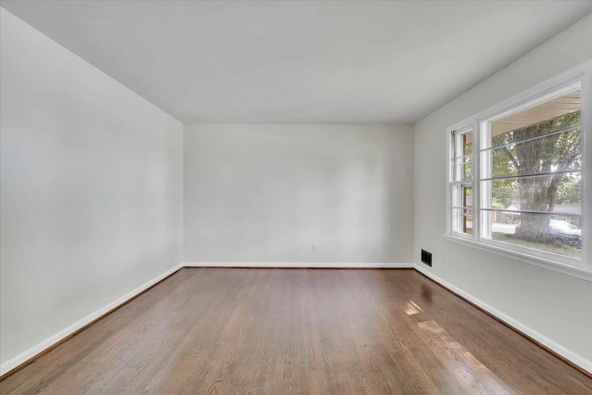 678 E Augusta AVE - Photo 6