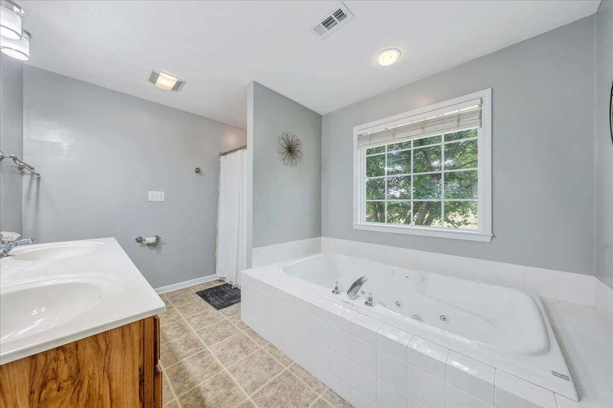 1341 Crutchfield ST - Photo 27