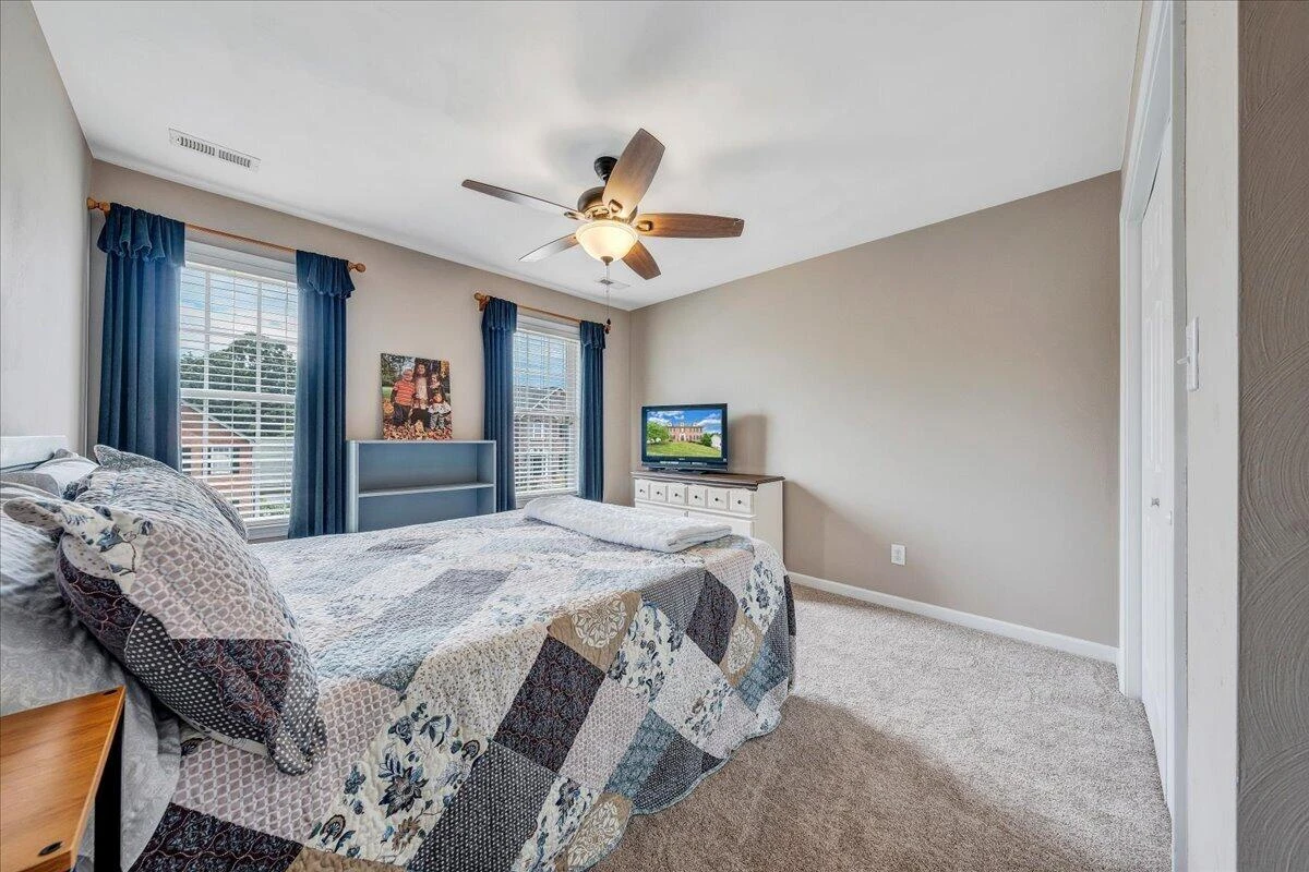 1341 Crutchfield ST - Photo 31