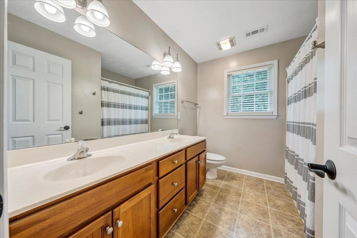 1341 Crutchfield ST - Photo 35