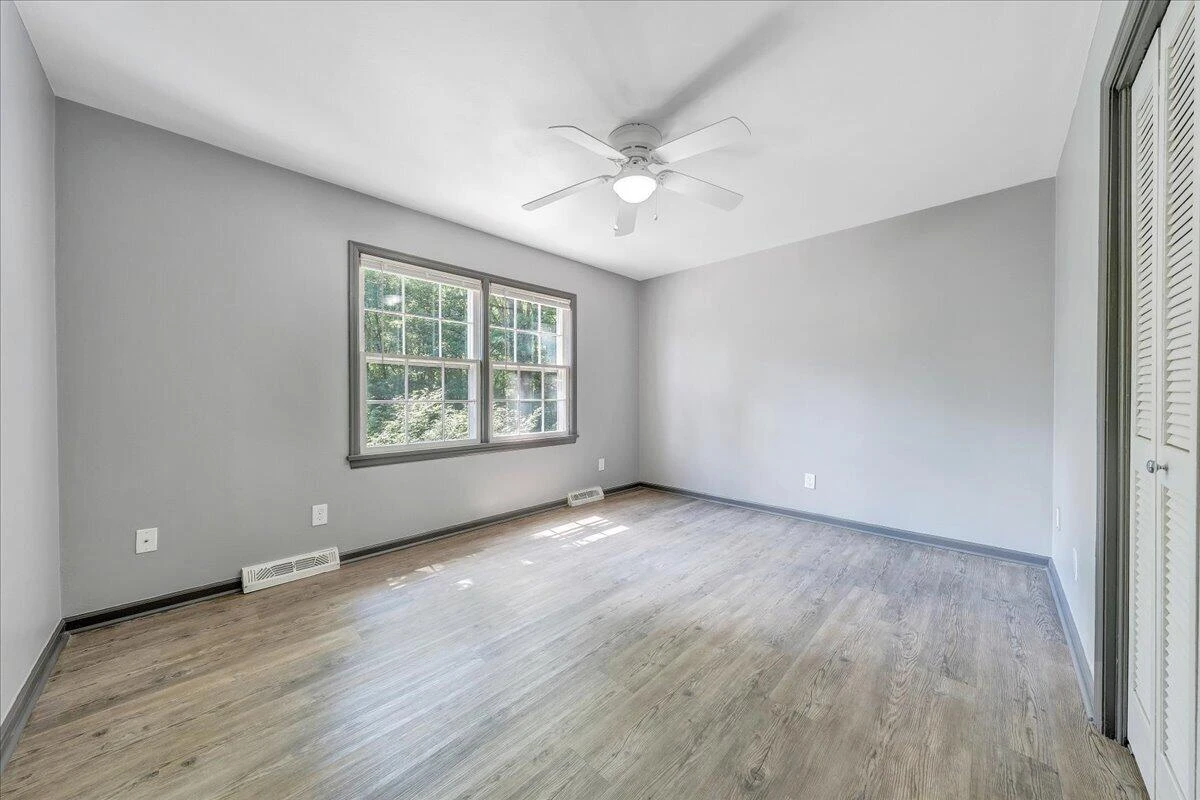 5263 Fordwick DR - Photo 14