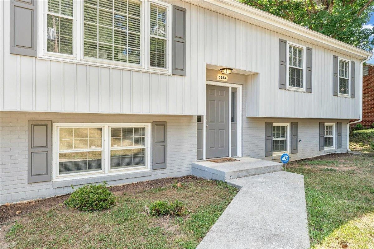 5263 Fordwick DR - Photo 3