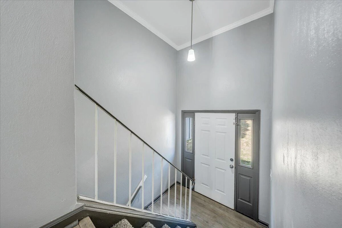5263 Fordwick DR - Photo 4