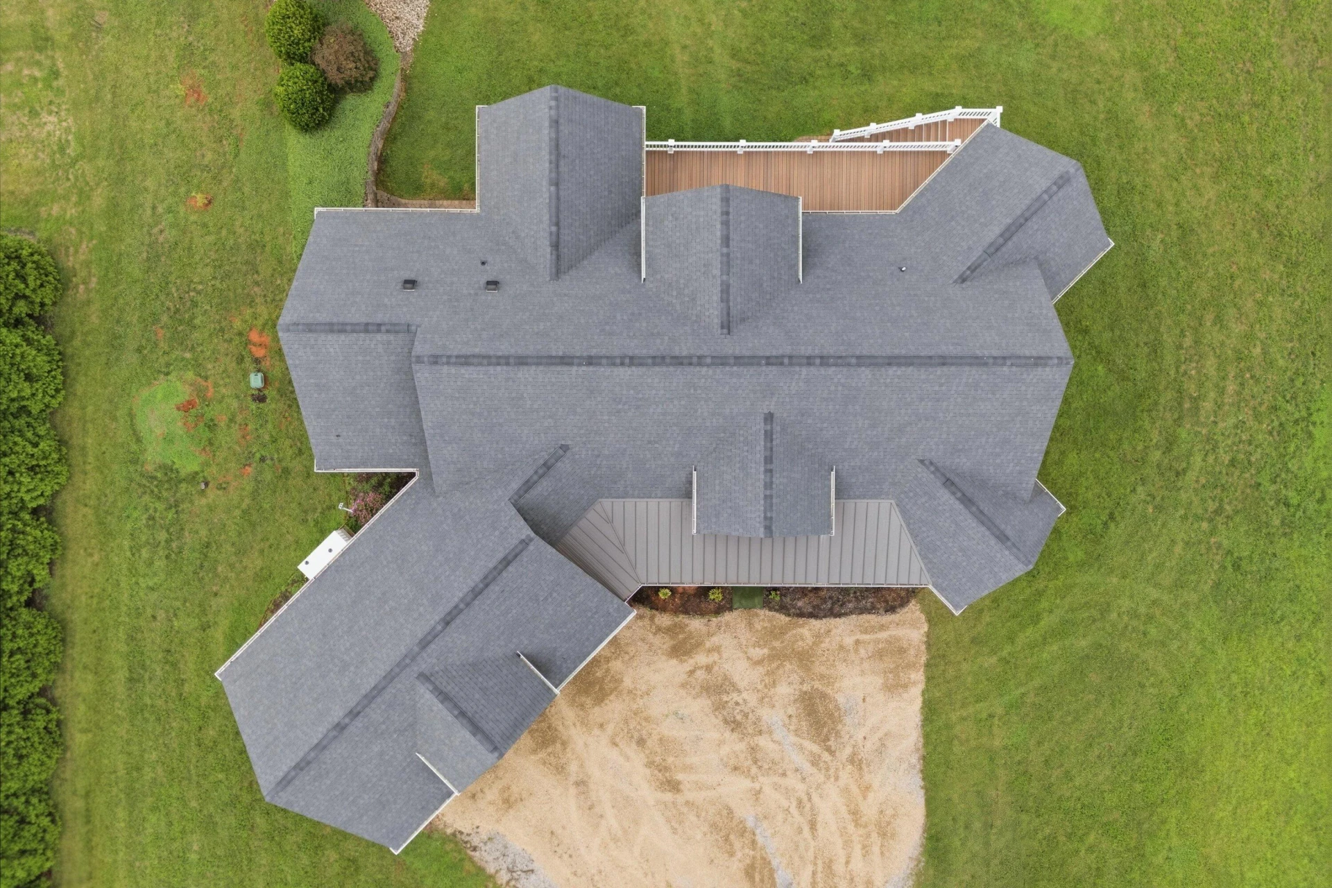 379 Greenhouse RD - Photo 3