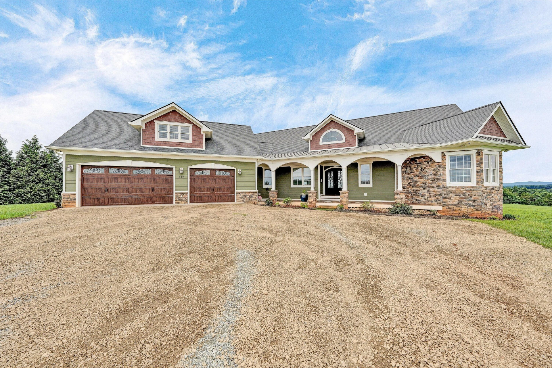 379 Greenhouse RD - Photo 4