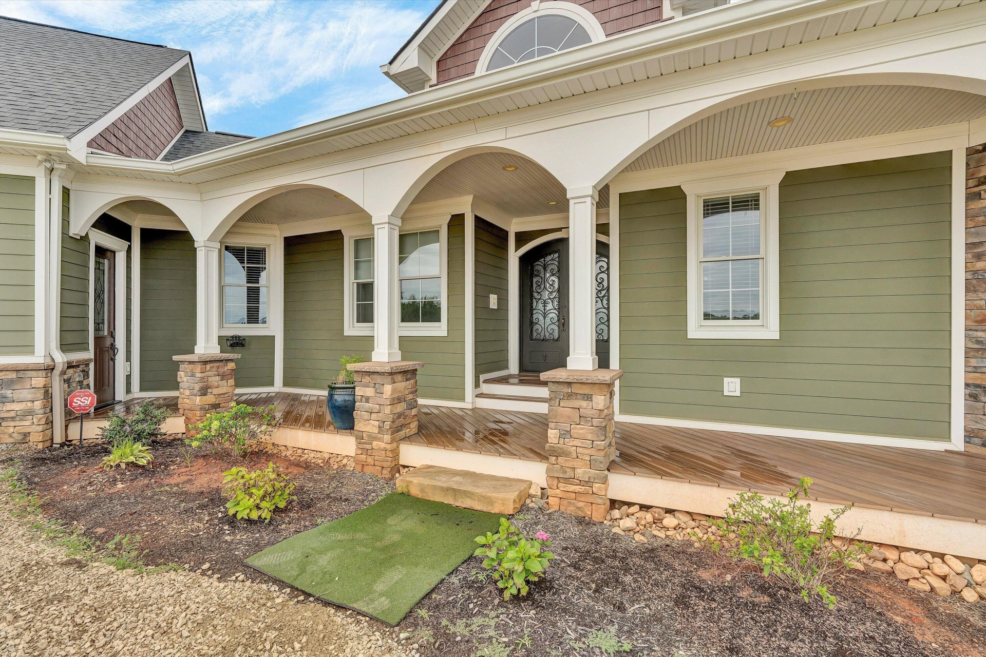 379 Greenhouse RD - Photo 6
